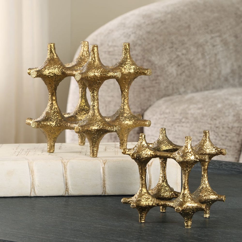 Gilded Connection Sculptures, S/2 de Uttermost en acabado Antique brass finish