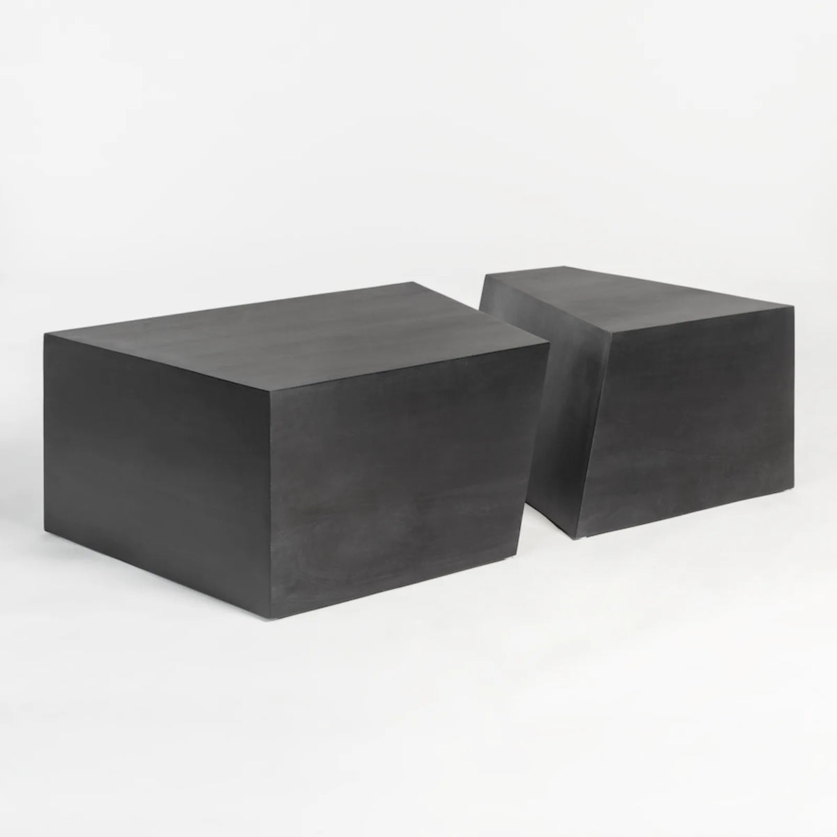 Zurich Coffee Table de Alder & Tweed en acabado Black Walnut Finish, Mango Wood